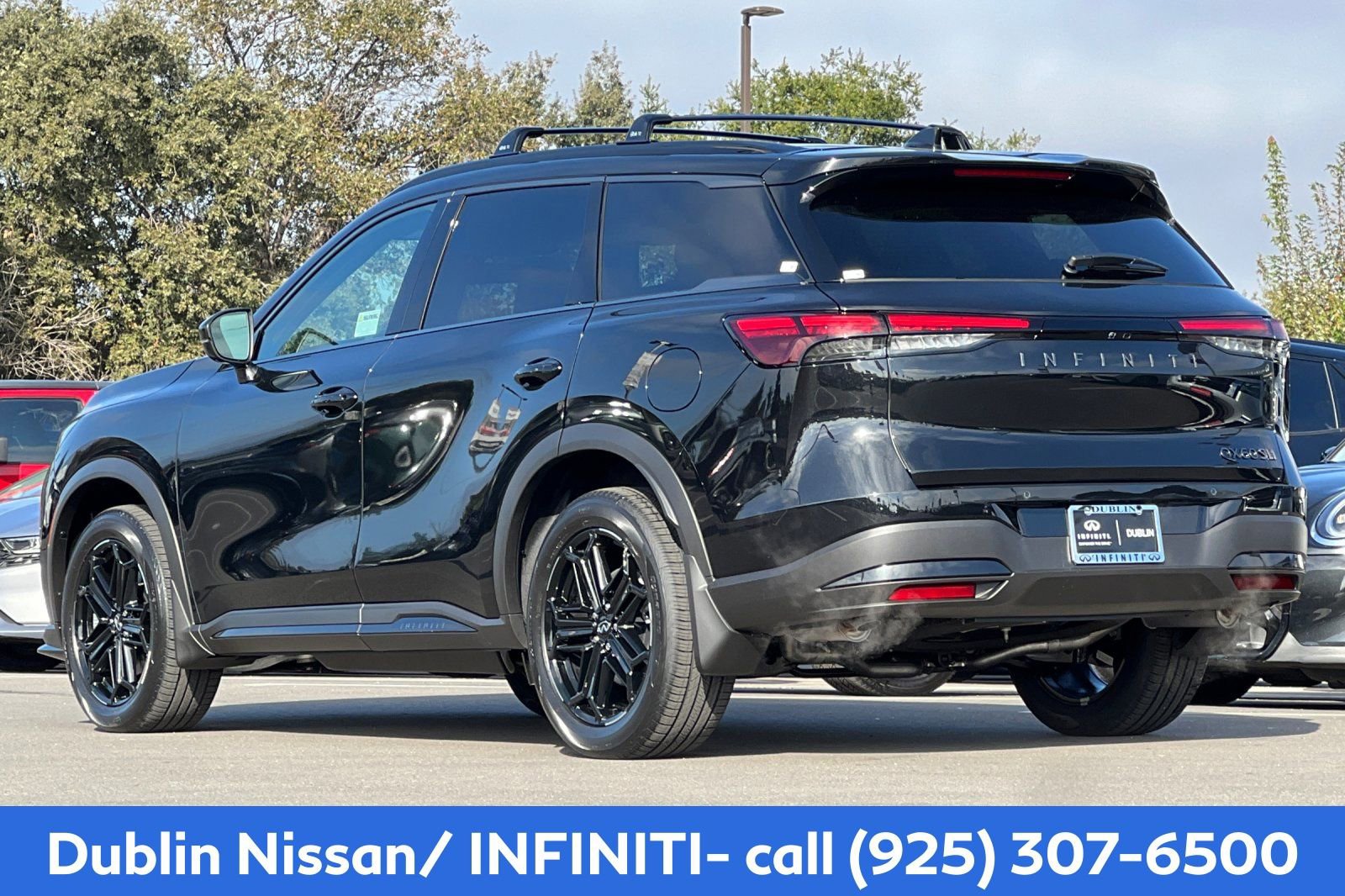 New 2026 INFINITI QX60 Sport w/ Dark Cargo Package AWD/4WD image 3
