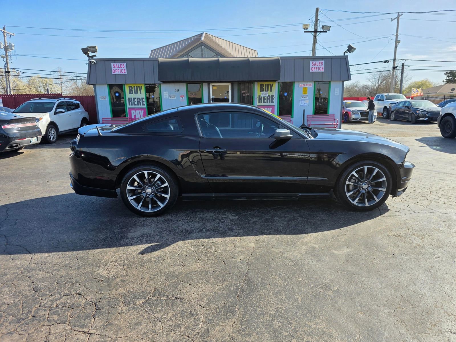 Used 2012 Ford Mustang Premium RWD image 20