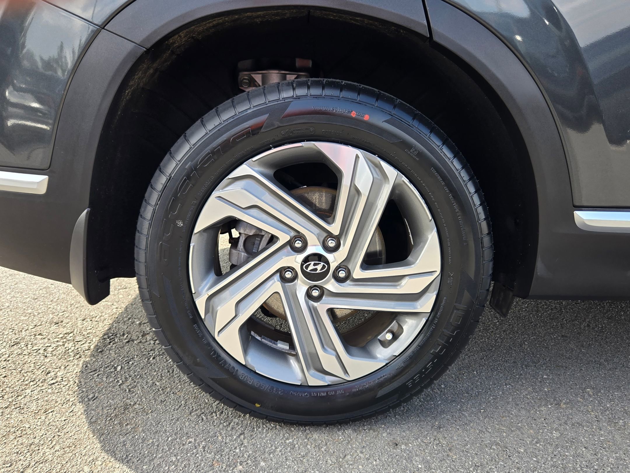 Used 2021 Hyundai Santa Fe SEL w/ Convenience Package image 17