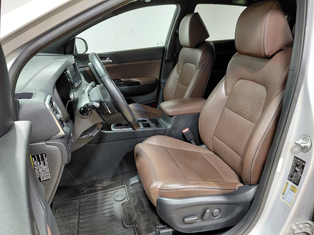 Used 2017 Kia Sportage SX image 4