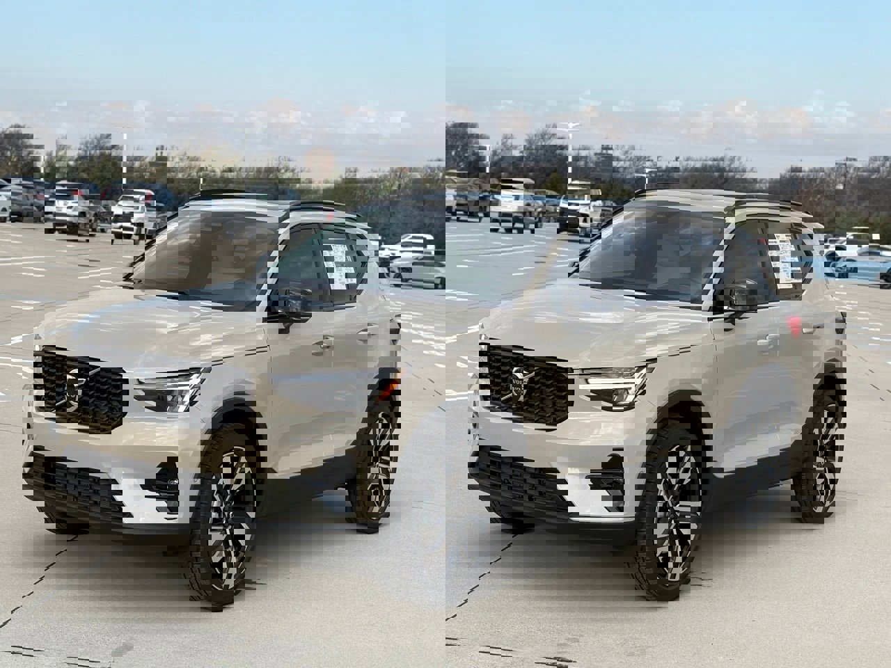 New 2026 Volvo XC40 B5 Plus w/ Protection Package Premier image 3