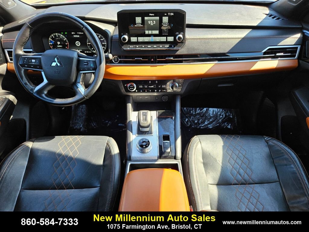 Used 2022 Mitsubishi Outlander GT image 12