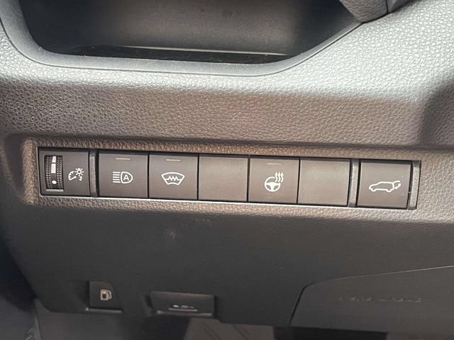 Used 2023 Toyota RAV4 XSE w/ XSE Grade Weather Package AWD/4WD image 18