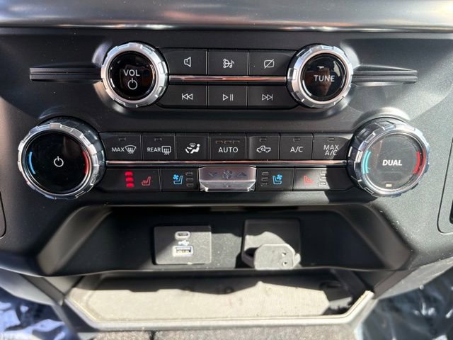 Used 2022 Ford F150 Lariat image 22