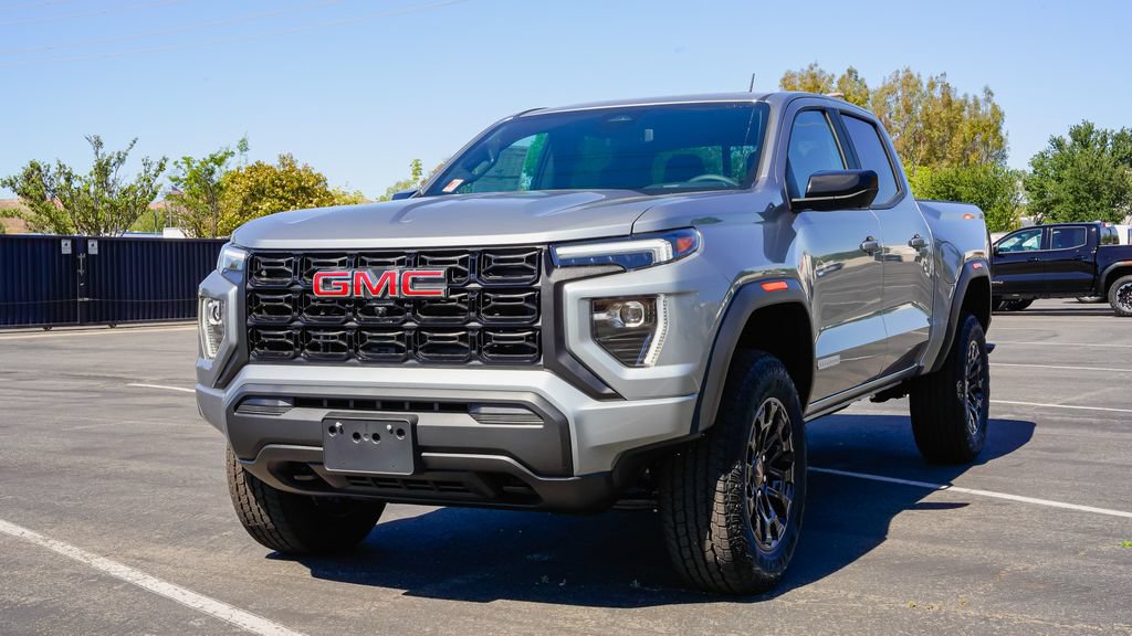 New 2026 GMC Canyon Elevation w/ Technology Package RWD image 2