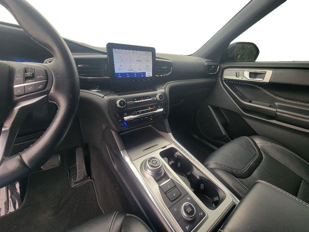 Used 2020 Ford Explorer ST w/ ST Street Pack AWD/4WD image 17