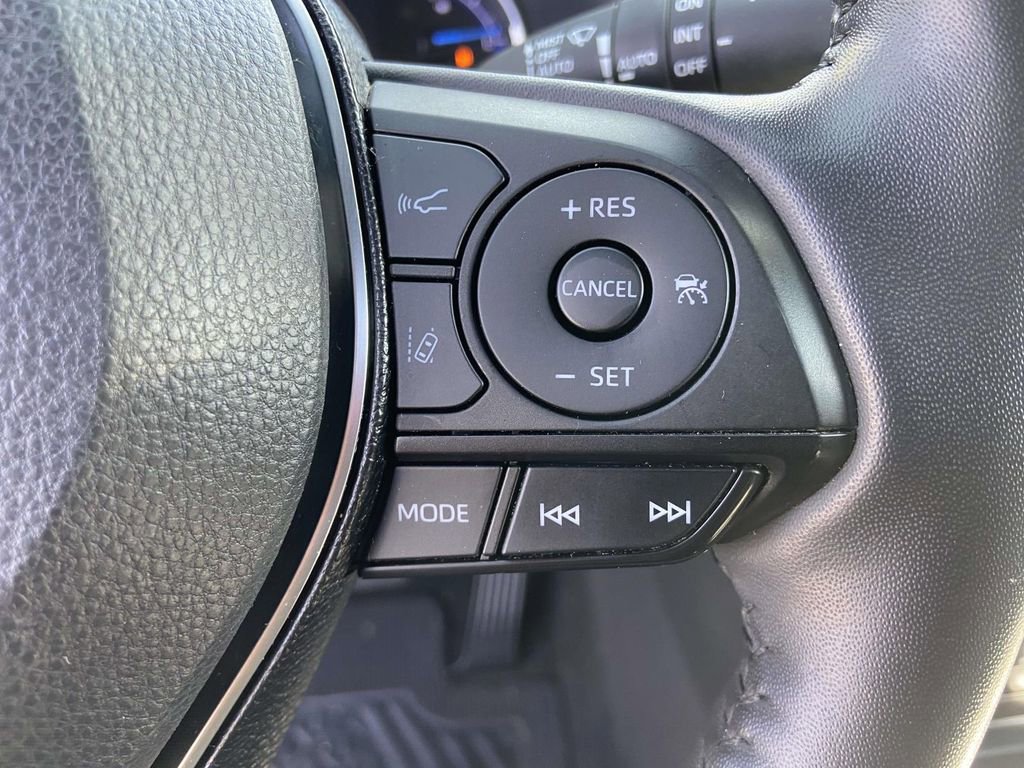 Used 2020 Toyota RAV4 XSE image 35