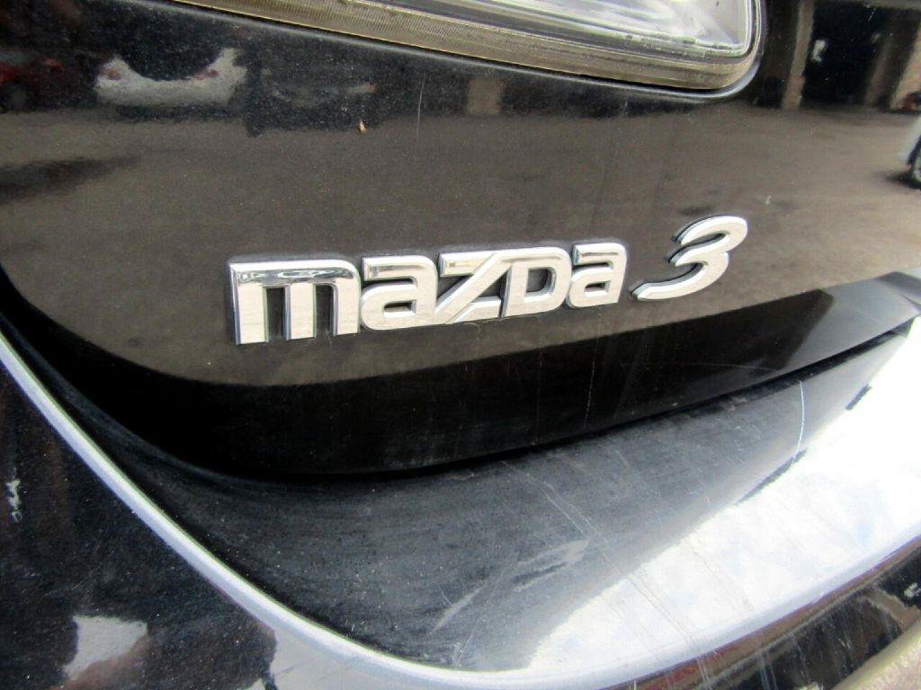 Used 2012 MAZDA MAZDA3 i Touring FWD image 7