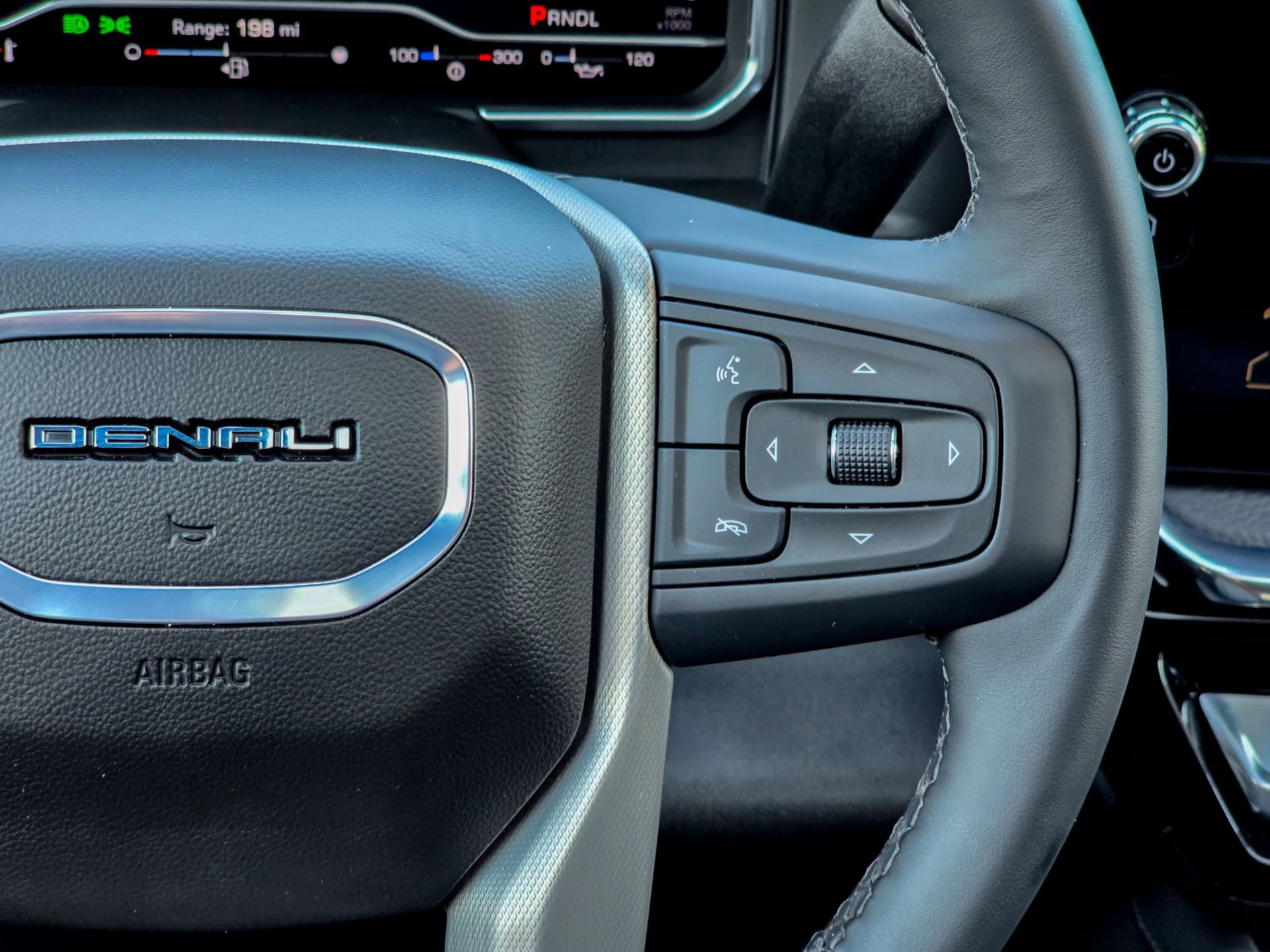 Used 2025 GMC Sierra 3500 Denali w/ Denali Reserve Package image 35