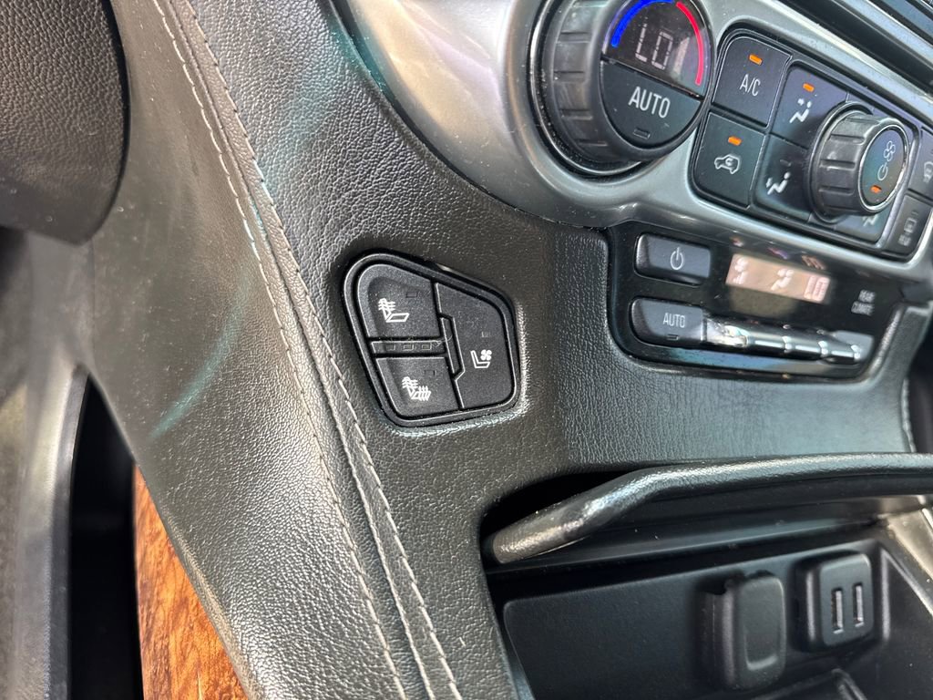 Used 2017 Chevrolet Tahoe Premier AWD/4WD image 21
