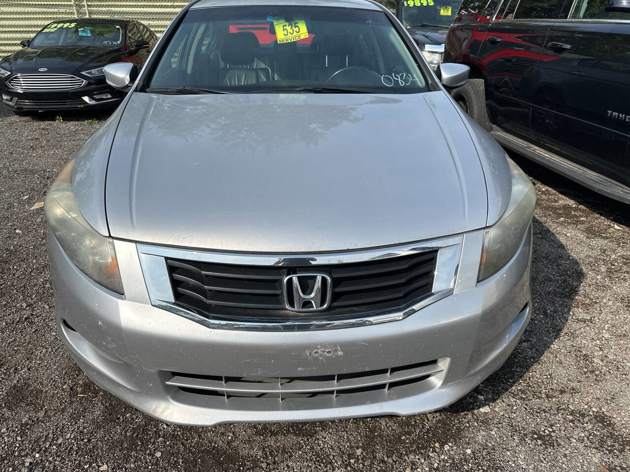 Used 2010 Honda Accord EX-L image 2