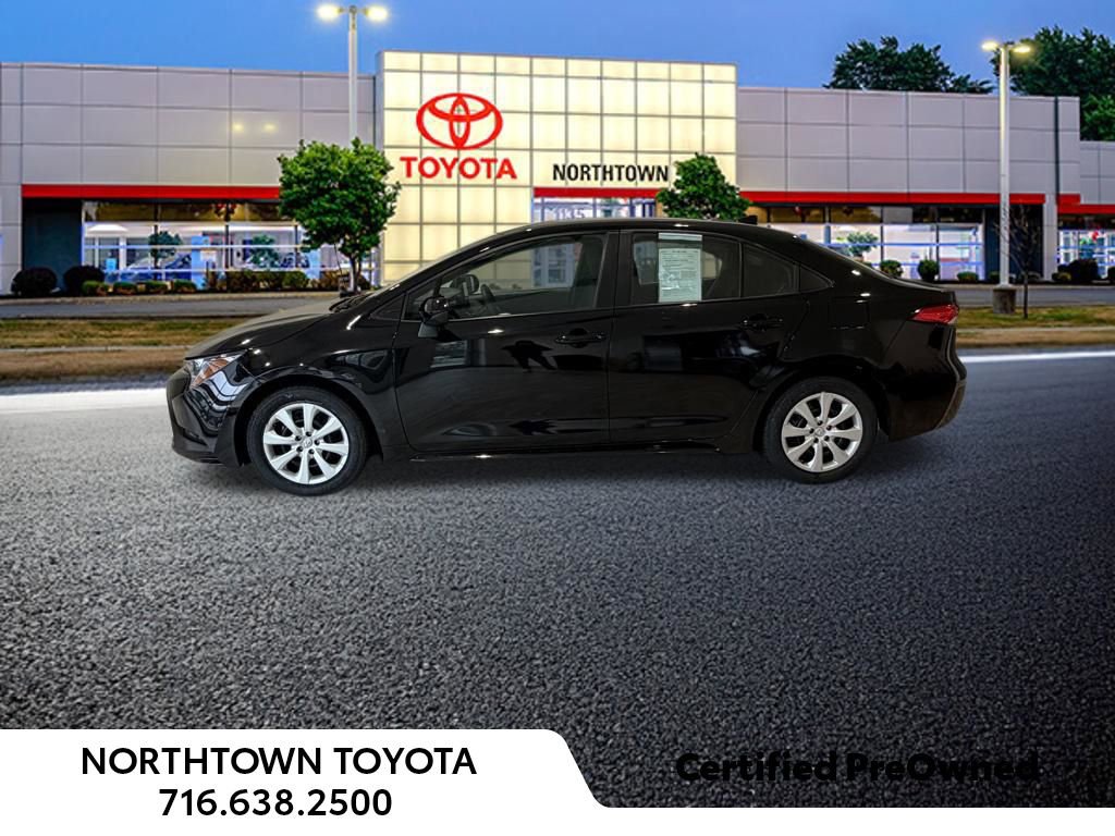 Used 2024 Toyota Corolla LE FWD image 2