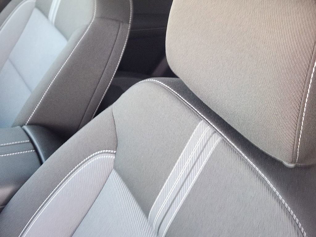 Used 2025 Chevrolet Blazer LT image 16