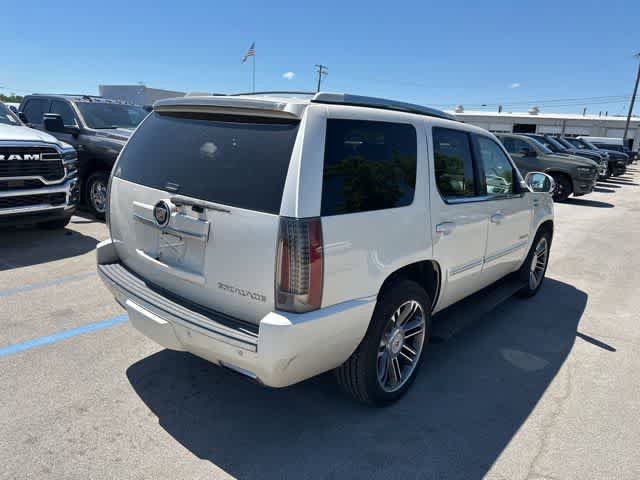 Used 2013 Cadillac Escalade Premium AWD/4WD image 21