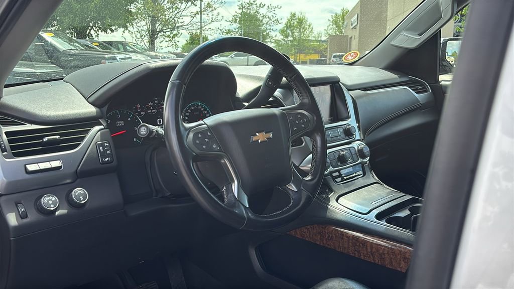 Used 2018 Chevrolet Tahoe Premier AWD/4WD image 23