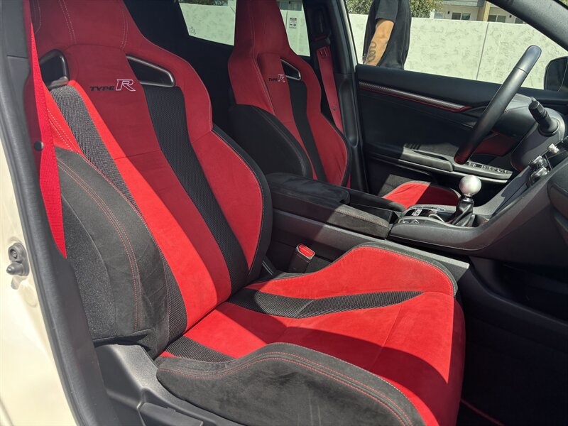 Used 2019 Honda Civic Type R image 35