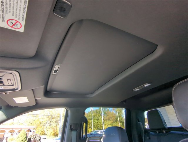 Certified 2021 Chevrolet Silverado 2500 High Country w/ Technology Package image 18