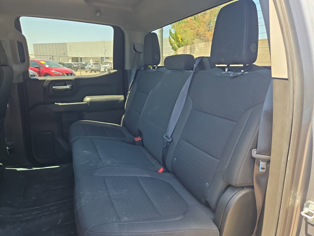 Used 2022 Chevrolet Silverado 1500 LT RWD image 13