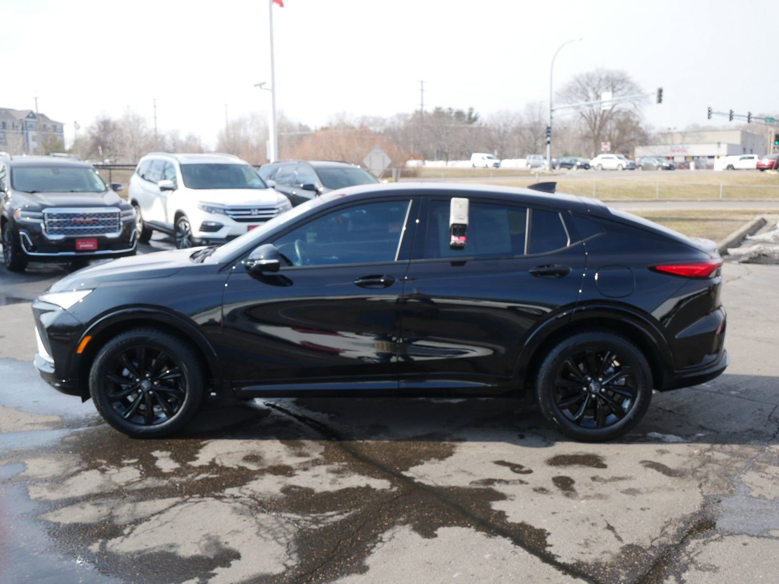 Used 2024 Buick Envista Sport Touring w/ Convenience I Package image 6