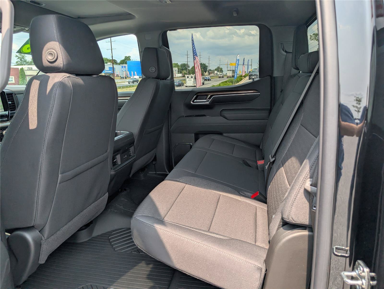 New 2026 Chevrolet Silverado 1500 LT Trail Boss w/ Convenience Package II AWD/4WD image 11