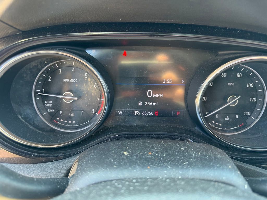 Used 2021 Buick Encore GX Select FWD image 33