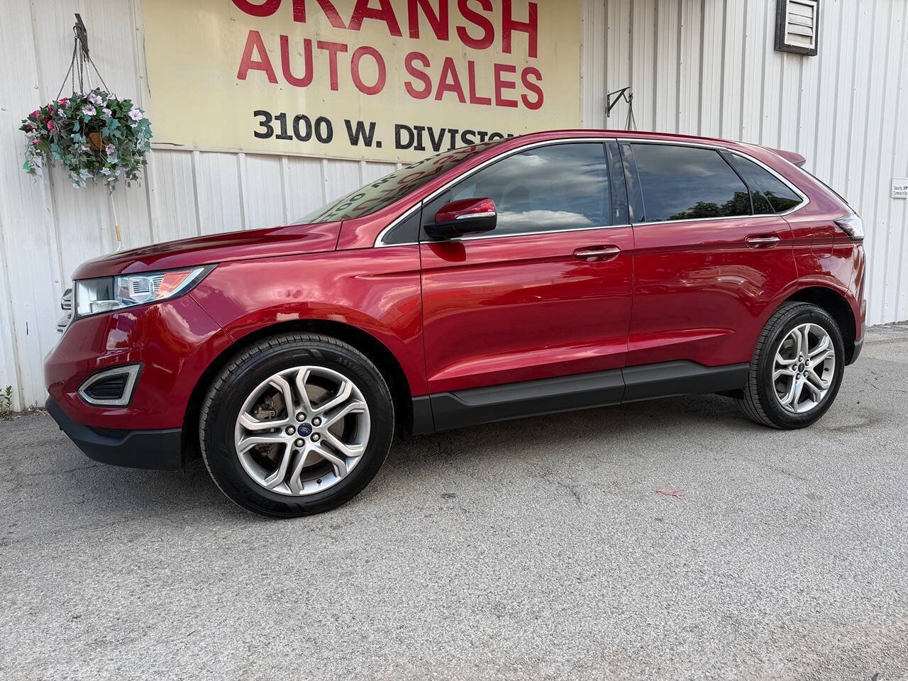 Used 2015 Ford Edge Titanium w/ Equipment Group 301A FWD image 8