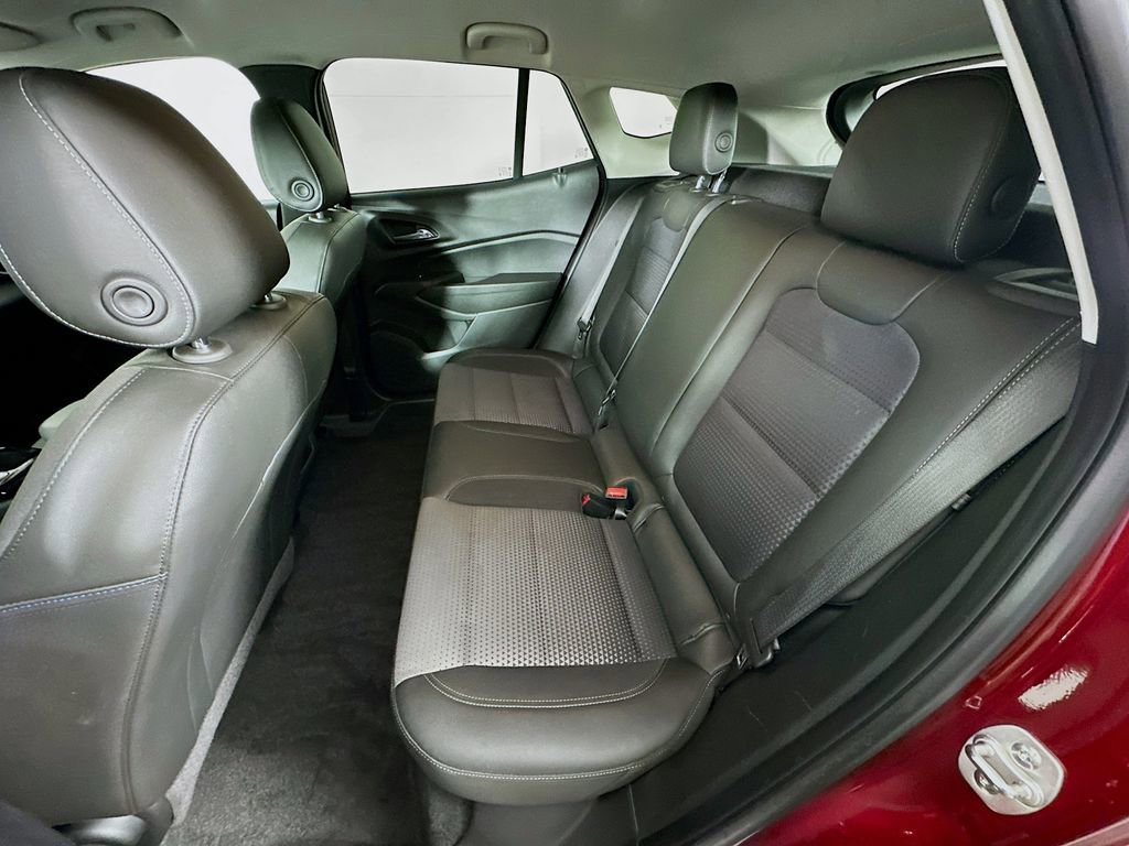 Used 2024 Chevrolet Trax LT image 30