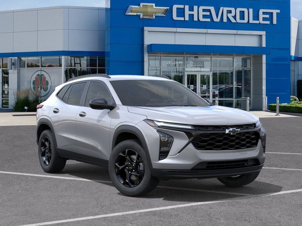 New 2026 Chevrolet Trax LT w/ Driver Confidence Package FWD image 7