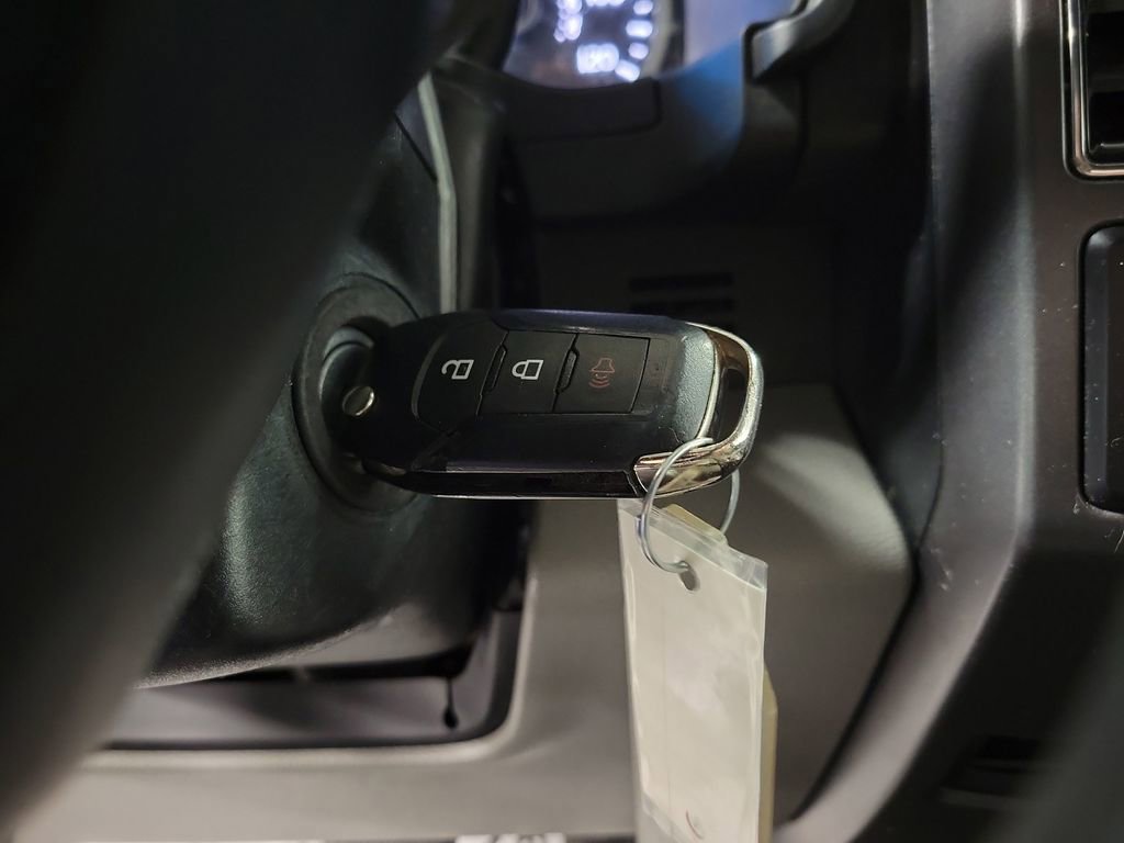 Used 2018 Ford F150 XLT image 16