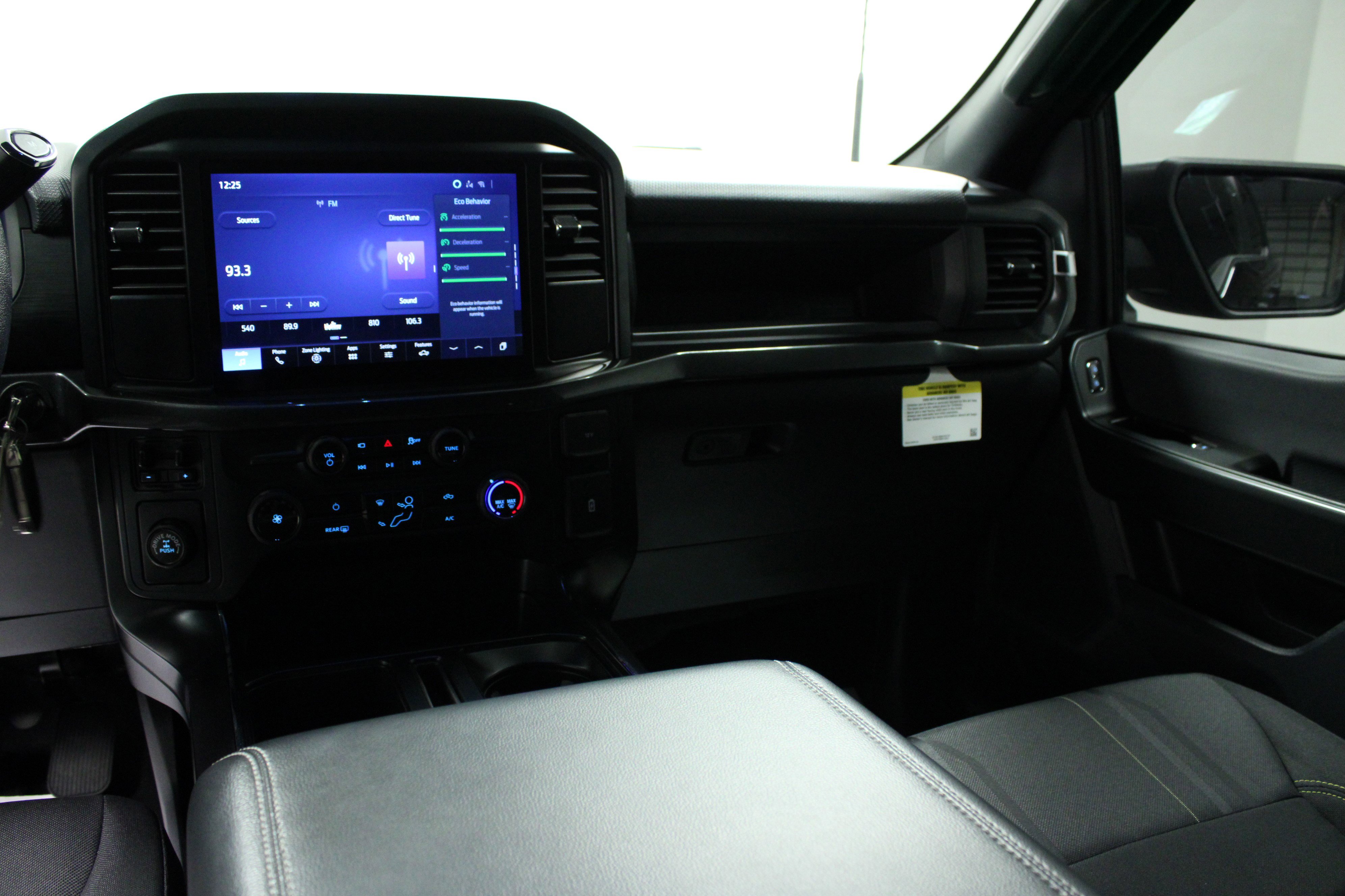 Used 2025 Ford F150 STX w/ Equipment Group 200A RWD image 19