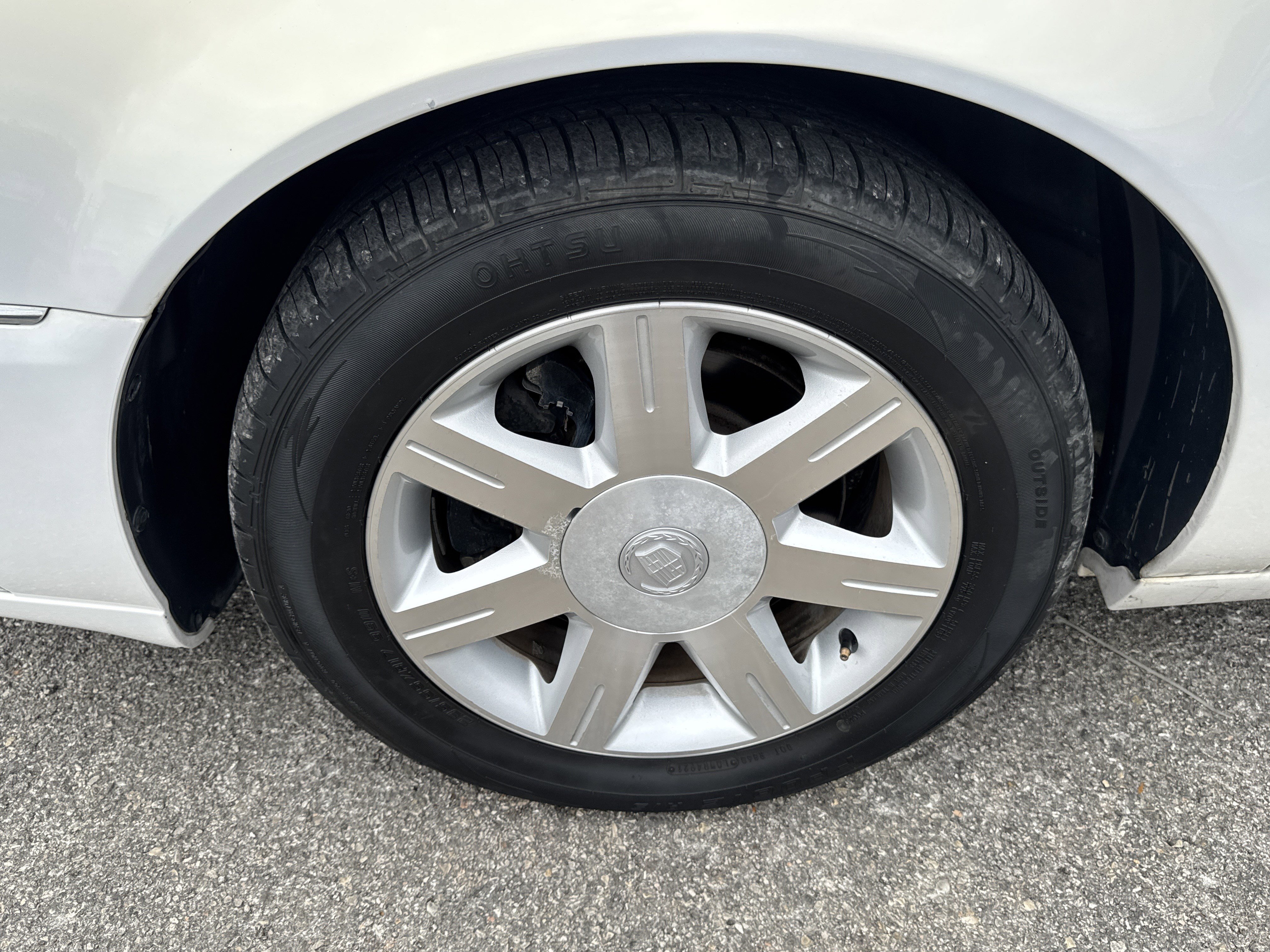 Used 2006 Cadillac DTS image 9