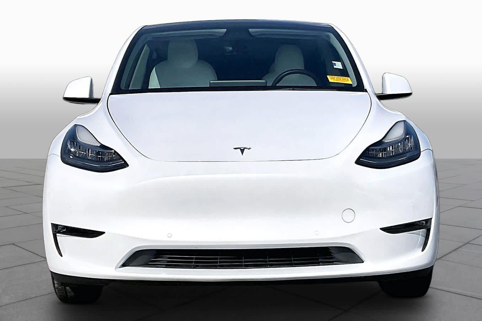 Used 2022 Tesla Model Y Long Range AWD/4WD image 4
