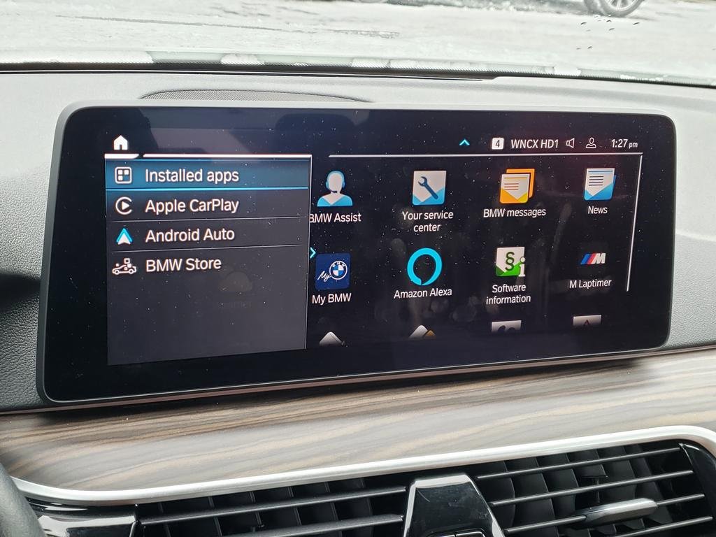 Used 2022 BMW 530i xDrive w/ Convenience Package image 25