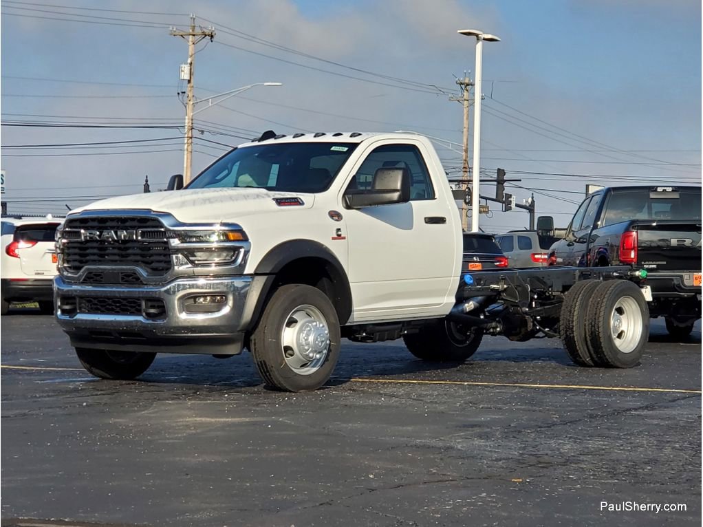 New 2026 RAM 5500 Tradesman w/ Chrome Appearance Group AWD/4WD image 4