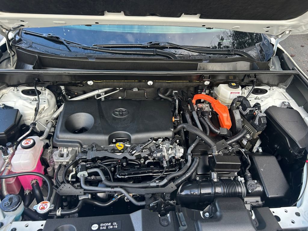 Used 2022 Toyota RAV4 SE image 29
