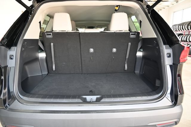Certified 2026 Toyota Grand Highlander AWD image 31