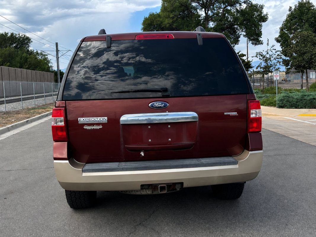 Used 2008 Ford Expedition Eddie Bauer AWD/4WD image 4