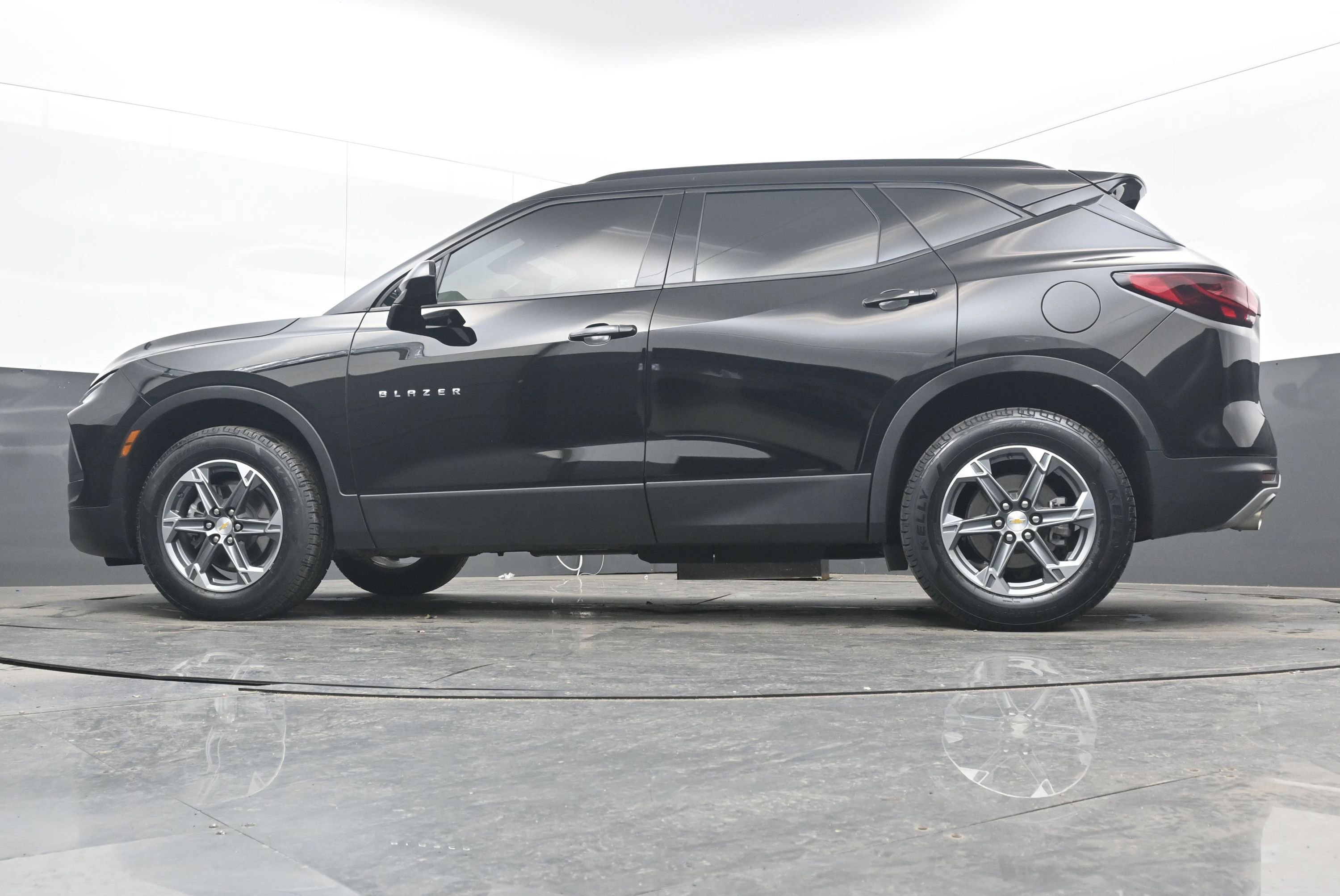 Used 2023 Chevrolet Blazer LT w/ Convenience Package image 24