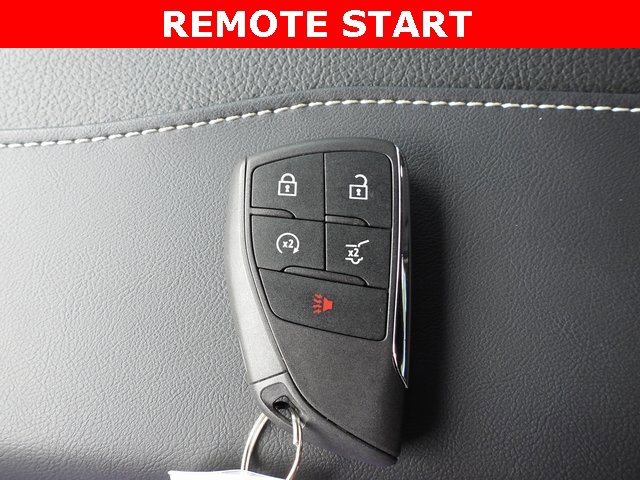 Used 2025 GMC Acadia Denali w/ Super Cruise Package image 4