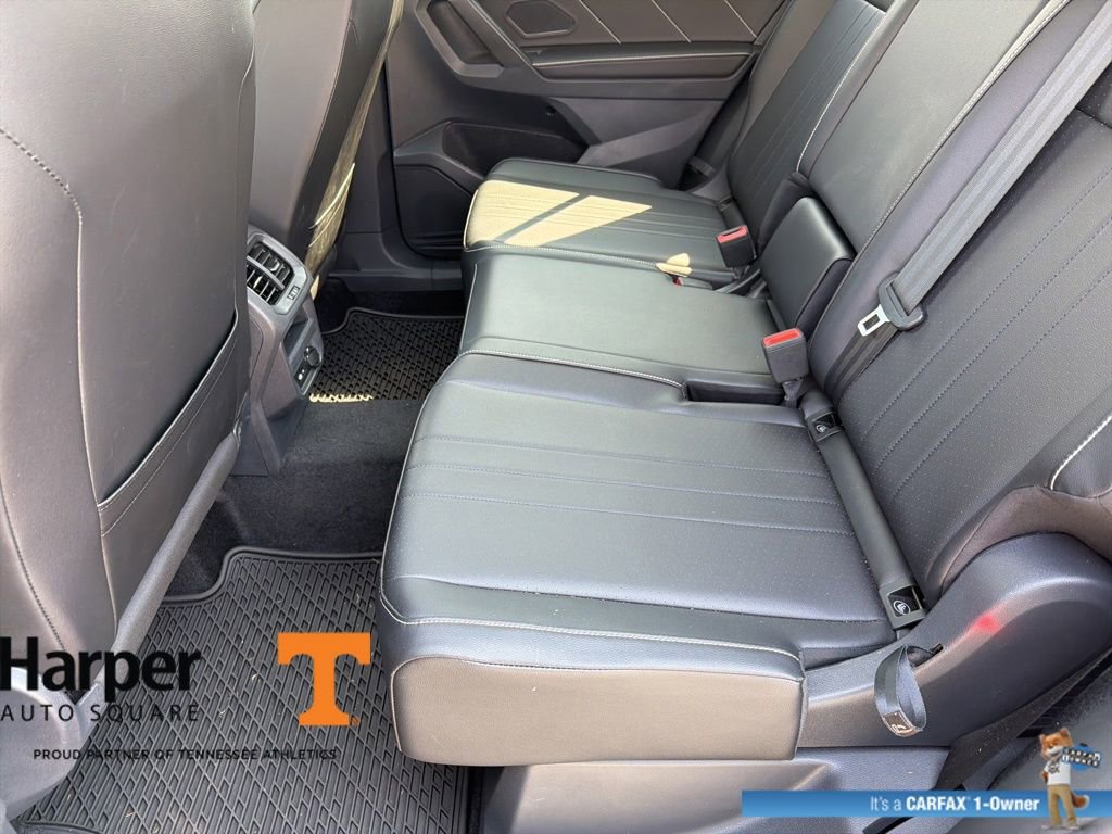 Used 2024 Volkswagen Tiguan SE image 10