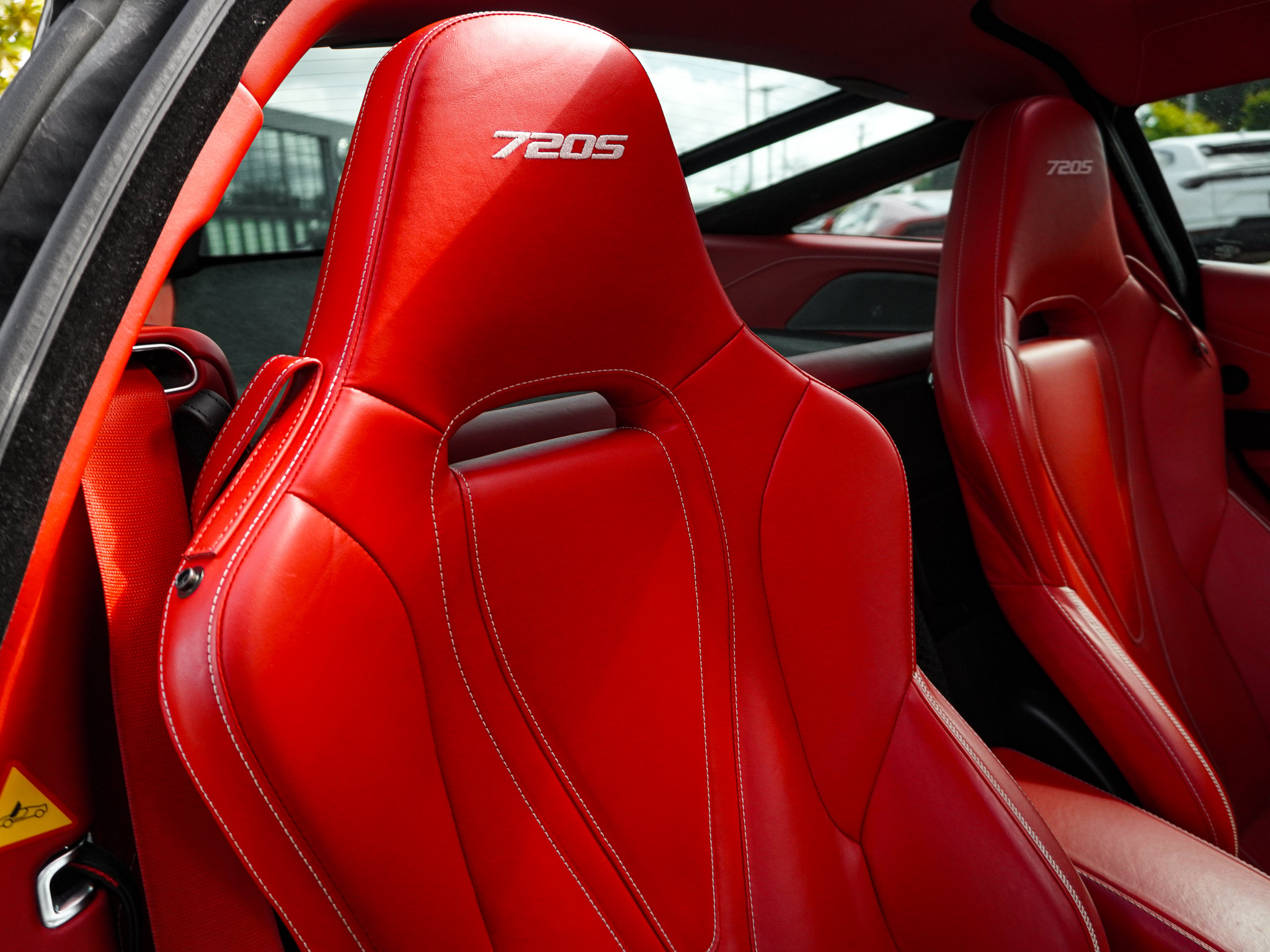 Used 2019 McLaren 720S RWD image 35