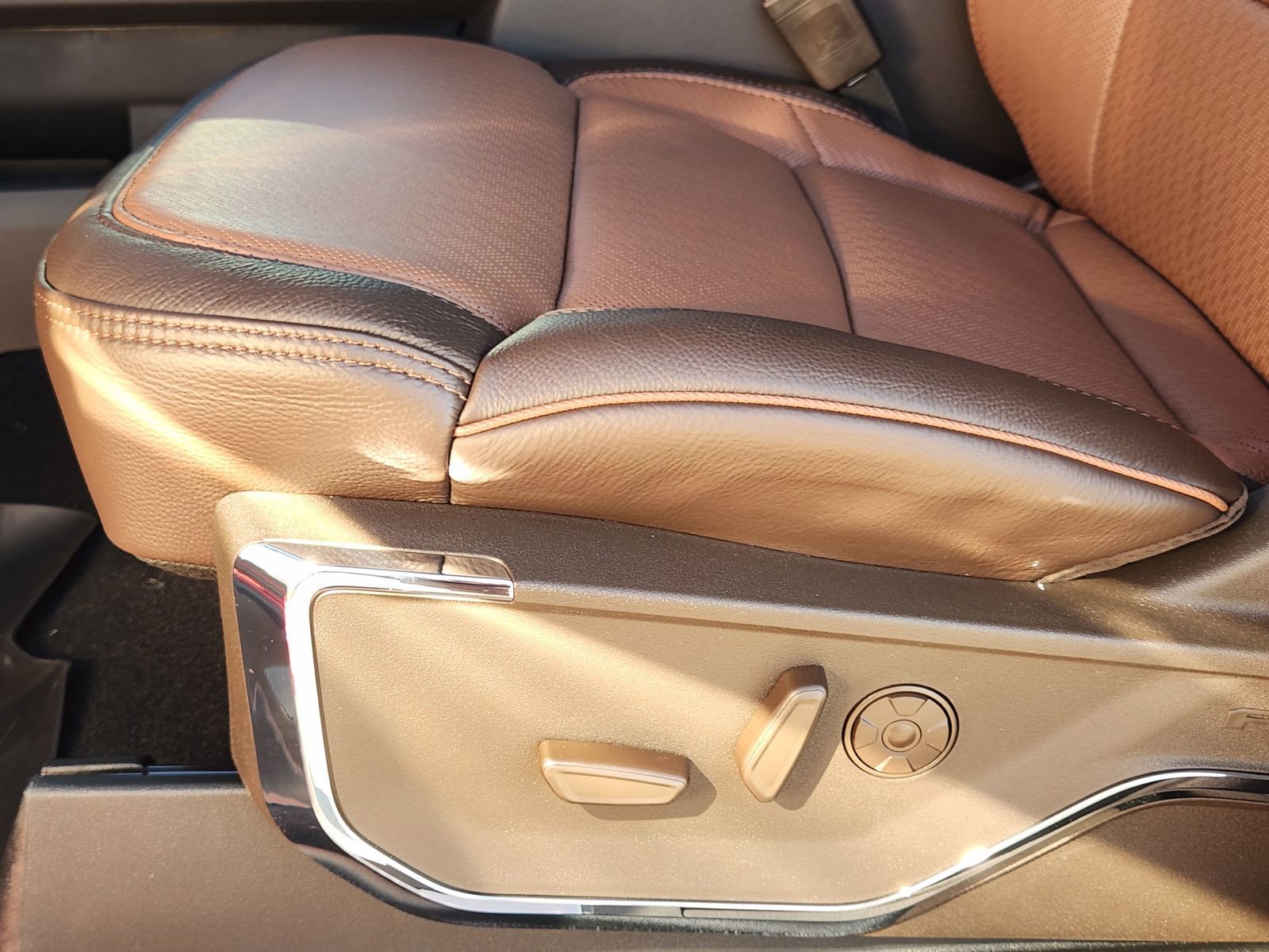 New 2026 Ford F250 King Ranch image 22