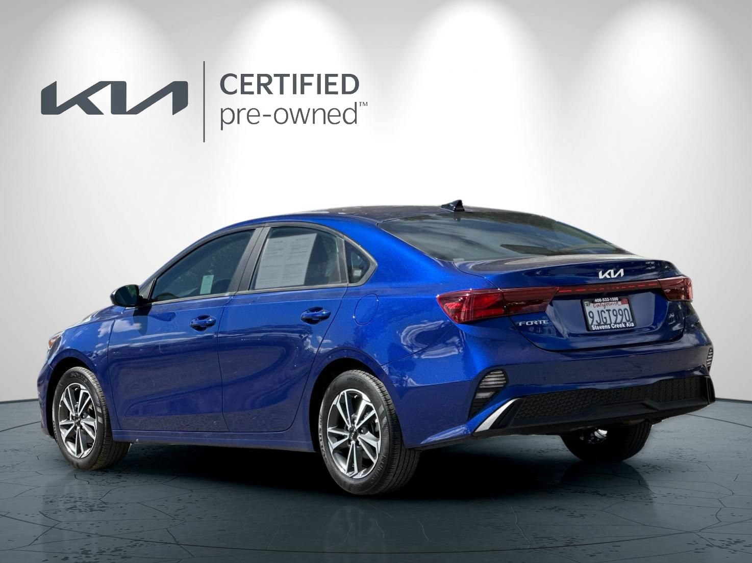 Certified 2023 Kia Forte LXS FWD image 6