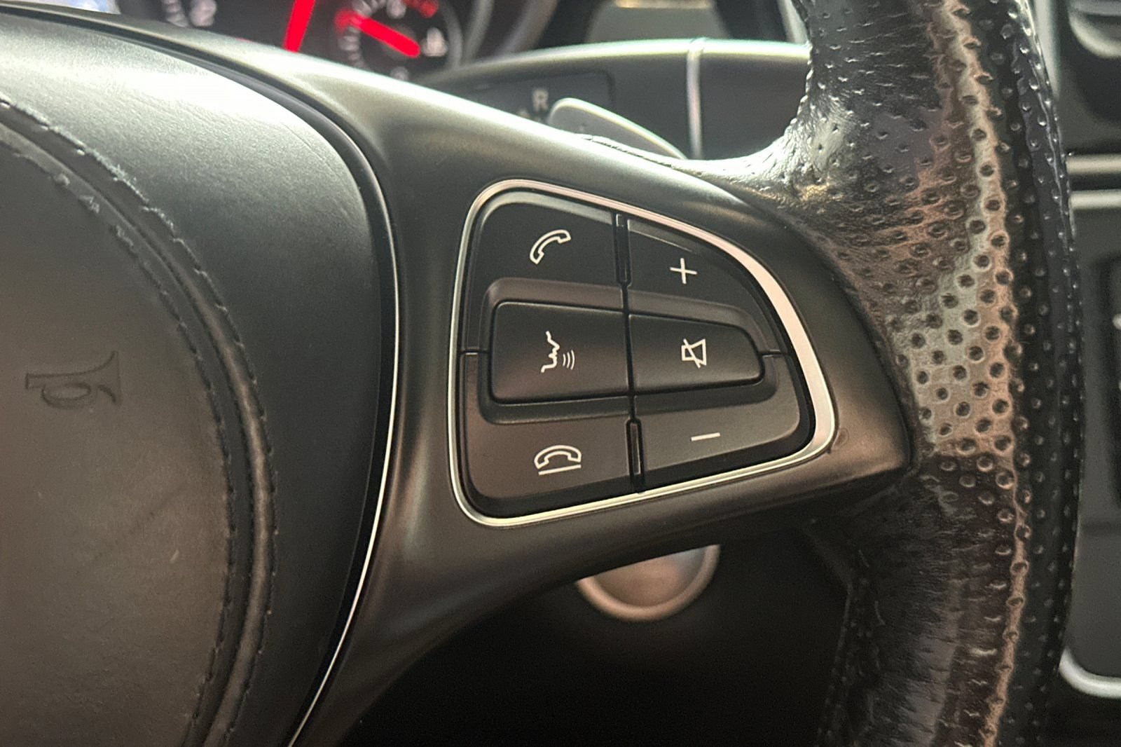 Used 2017 Mercedes-Benz GLS 450 4MATIC image 29