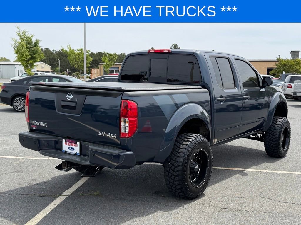 Used 2020 Nissan Frontier SV image 3