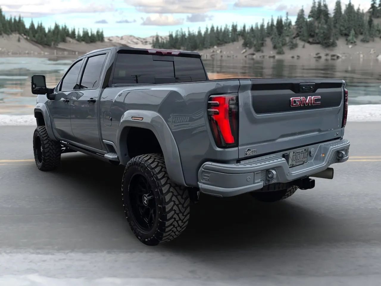 Used 2024 GMC Sierra 2500 AT4X w/ AT4X AEV Edition AWD/4WD image 5