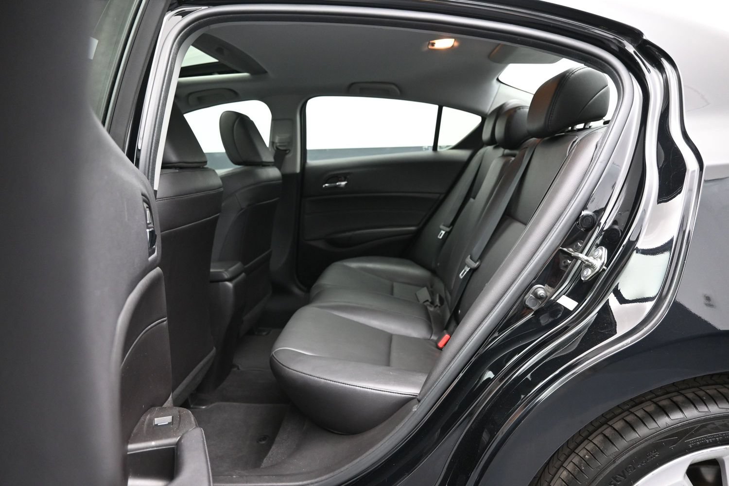 Used 2016 Acura ILX FWD image 11