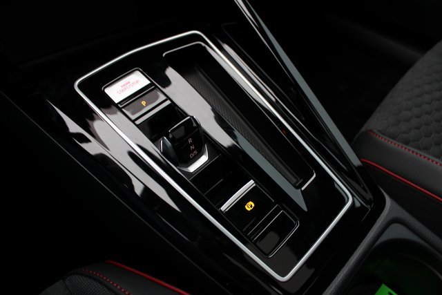 New 2026 Volkswagen GTI SE image 9