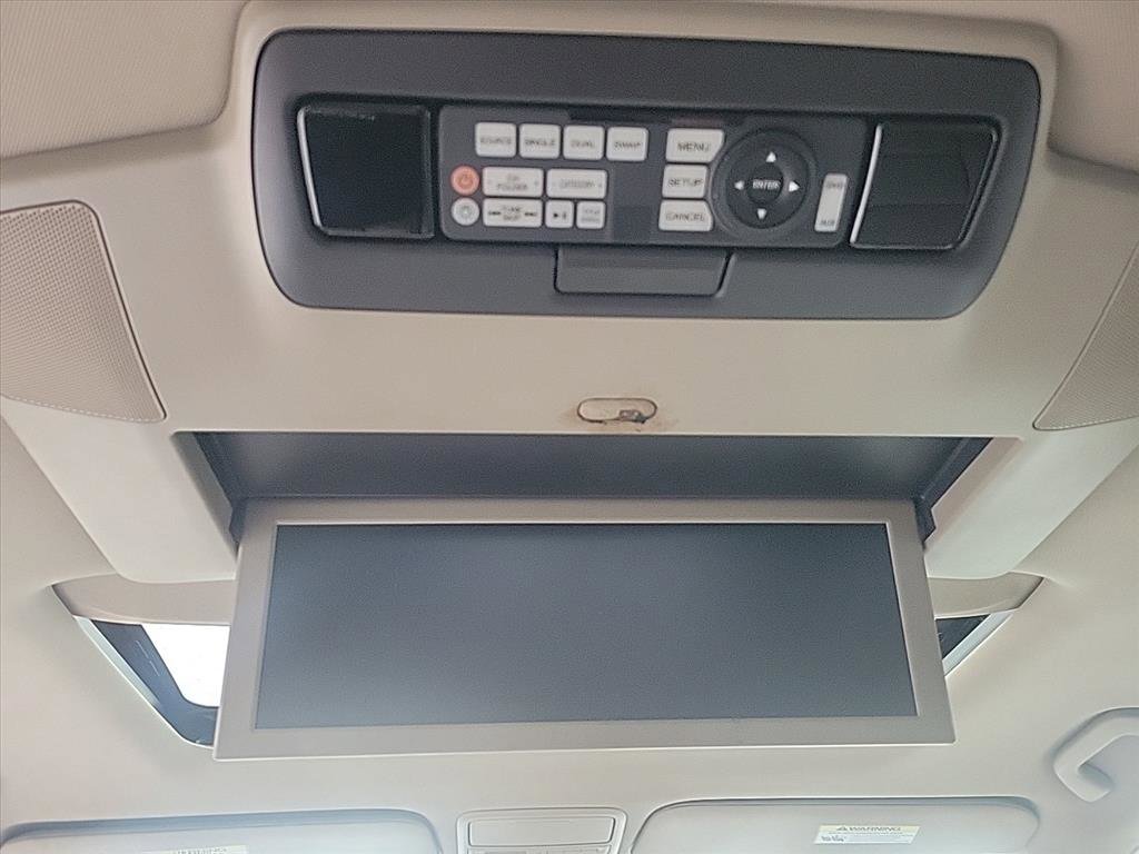 Used 2015 Honda Odyssey Touring Elite image 13