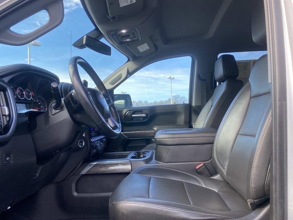 Used 2019 Chevrolet Silverado 1500 LTZ image 28